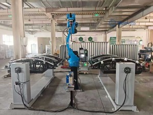 Celda de Soldadura Robótica MIG/MAG Llave en Mano con Posicionador para Piezas Automotrices, Muebles Metálicos, Puertas y Ventanas, etc. |   Certificado CE - Product Image 6