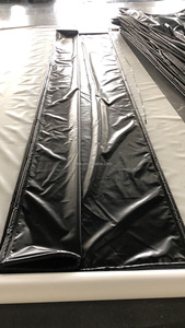 Tapis <span class=keywords><strong>de</strong></span> sol <span class=keywords><strong>de</strong></span> garage en PVC robuste <span class=keywords><strong>de</strong></span> 8.5 pieds x 20 pieds, couverture <span class=keywords><strong>de</strong></span> SUV/camion et accessoire <span class=keywords><strong>de</strong></span> <span class=keywords><strong>tente</strong></span> avec raclette télescopique d'angle Stay Put - Product Image 6