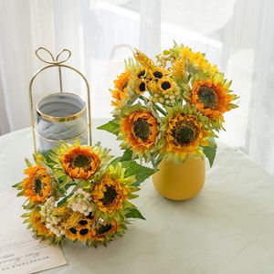 GF13396 China Seda Artificial Flores Amarelo Girassol Bouquet/Bundle Decoração Do Casamento - Product Image 3