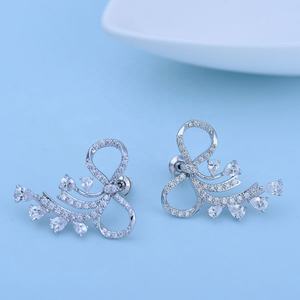 ต่างหูทรงผีเสื้อสุดฮิตสำหรับงานปาร์ตี้ ทำจากโลหะผสมไทเทเนียมและทองแดง ชุบด้วยไฟฟ้า ประดับด้วยเพชรซิคอนและคริสตัลทรงหยดน้ำ สไตล์โรแมนติกแบบเกาหลี - Product Image 4