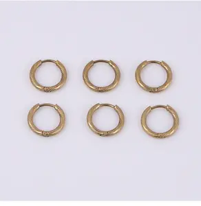 时尚圆形金条纹配件扭转耳钉扣钛钢耳环不锈钢装饰配件
