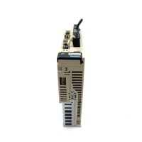 Nouvel Amplificateur Sigma-7 Sgd7s-2r8aa0a 200V 2.8A AC Drive pour Systèmes PLC de Contrôle Programmable d'Automatisation Industrielle