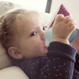 Producto Golden Supplier Baby Drinkware Chupete sin derrames Sippy Cup Toddler Silicone Sippy Cup con pajita para niños pequeños - Product Image 3