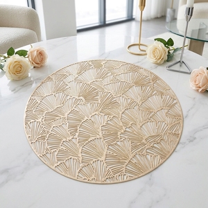 Napperons et <span class=keywords><strong>tapis</strong></span> ronds en PVC feuille d'or 38 cm, directement de l'usine, en vinyle pressé, lavables et imperméables pour la décoration de table à manger - Product Image 1