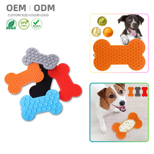 Tapis à lécher pour chien en forme d'os, soulagement de l'anxiété, silicone de qualité alimentaire, distributeur de nourriture lent, tapis à lécher pour animaux de compagnie, ventouses, portable, petits animaux - Product Image 1