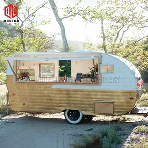 Bonito carrito de café con remolque móvil, camión de comida con equipo de cocina