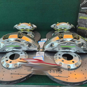 จานเบรกคาร์บอนเซรามิกหน้า 405 มม. หลัง 410 มม. สำหรับ Lamborghini Urus / Cayenne CCB Rotor 405*34 410*32 - Product Image 1