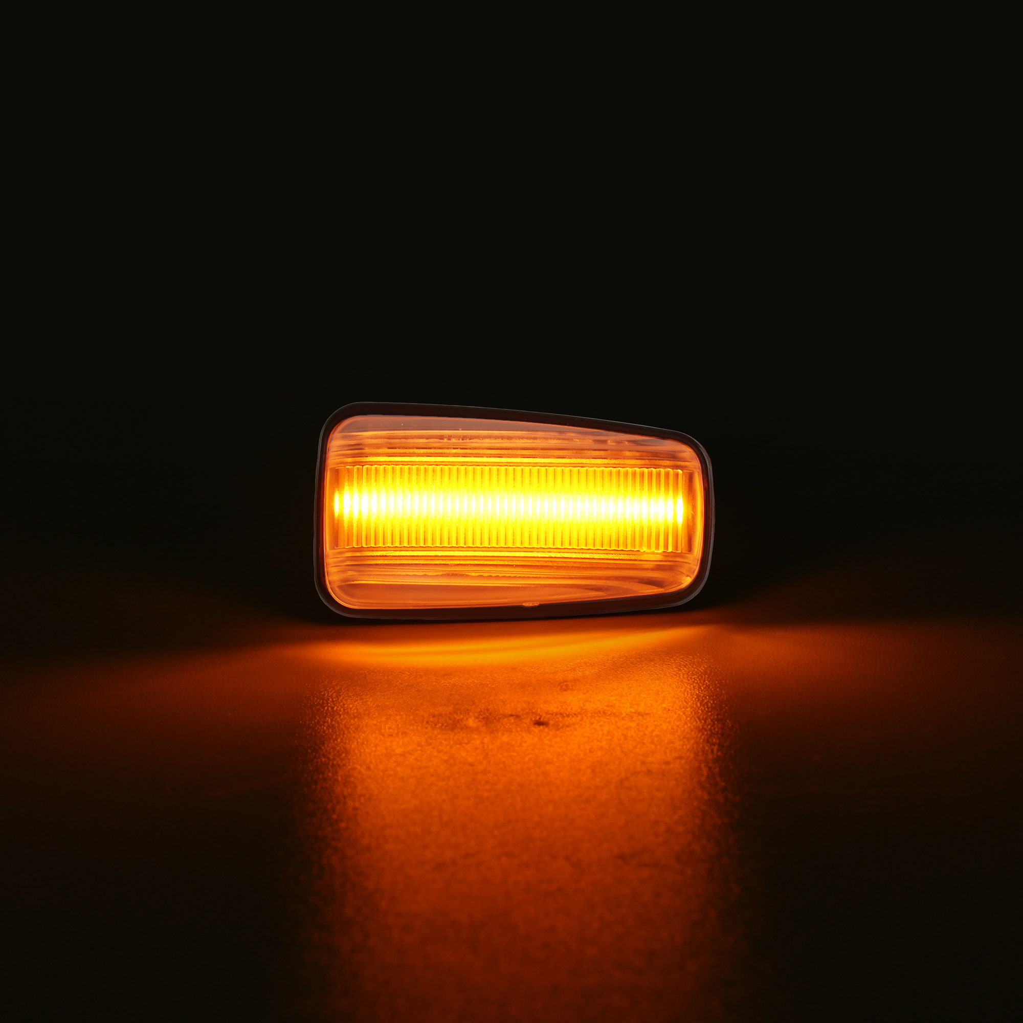 สีเหลืองอำพัน