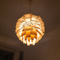 Lampe suspendue moderne en forme de pomme de pin, abat-jour en aluminium doré chaud et feuilles de cuivre, globe en acier inoxydable, luminaire de plafond suspendu