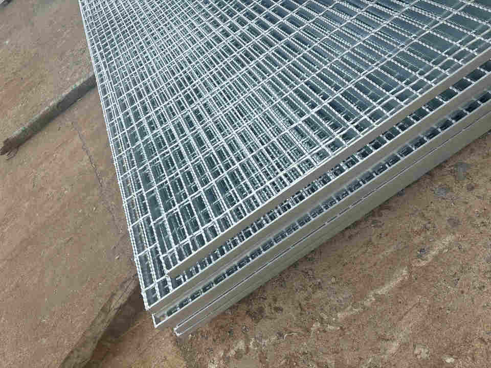 Galvanized Steel Bar Grating - Durable & Versatile Solutions