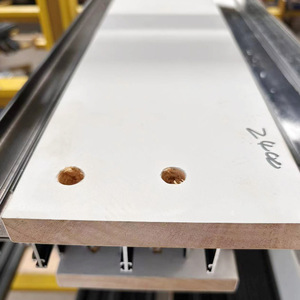 Bán buôn Trung Quốc cao su gỗ cho thấy radiata thông ngón tay nối <span class=keywords><strong>TRIM</strong></span> Board s4s sơn màu Trắng sơn lót gỗ gỗ cửa sổ cho thấy - Product Image 3