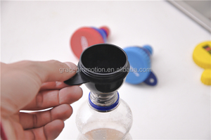 Bouteille en plastique PP personnalisée de haute qualité avec entonnoir et couvercle - Product Image 2