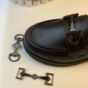 Siyah serisi erkek ve kadın ayakkabı tokası ve makosen ayakkabı aksesuarları için dayanıklı çinko alaşım Metal deri ayakkabı zincirleri özelleştirmek - Product Image 2