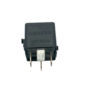 Relé Intermitente para Automóvil Yu Zhou 12V 4P V23134-B52-X336 para Reemplazo y Reparación - Product Image 1