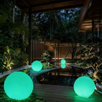 Lámpara de Jardín Esférica con Energía Solar Integrada, IP65, Alimentada por CC, con Luz Blanca RGB Ajustable para Decoración Exterior