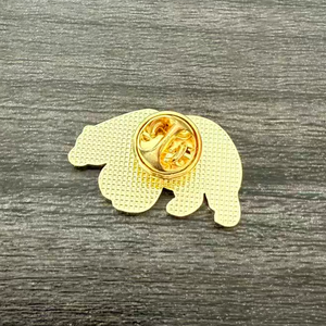 Groothandel Metal Cartoon Pins Schattige Noordpoolbeer Dierenpins Souvenir Bos Reispins voor Kleding Promotionele Cadeau Voorraad - Product Image 5