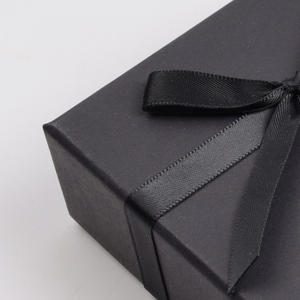 Boîte à bijoux en gros à <span class=keywords><strong>prix</strong></span> d'usine personnalisé, logo sur l'anneau, pas cher, Chine, <span class=keywords><strong>Swarovski</strong></span> rose, livraison - Product Image 6