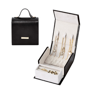 Boîte à bijoux portable en velours personnalisable avec logo, nouvelle collection, pour colliers et bagues, idéale pour le voyage - Product Image 2