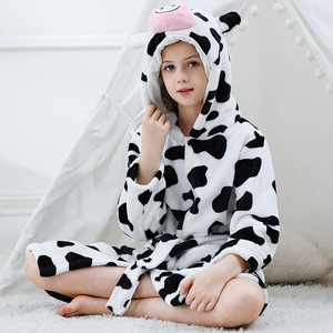 Robe de chambre décontractée pour enfants, hiver, à capuche, respirante, unie, avec fermeture élastique à la taille, logo sur le devant - Product Image 5