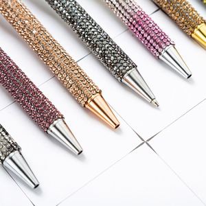 Stylo publicitaire en métal à paillettes, recouvert de diamants, avec pointe à bille et mécanisme de pression, idéal pour les cadeaux (vente en gros) - Product Image 3