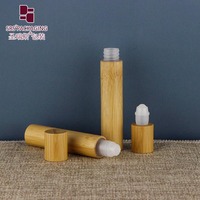Flacon roll-on en bambou naturel avec intérieur en plastique pour liquide rafraîchissant de massage sous les yeux
