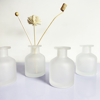 Populaire 100ml 150ml 200ml Noir Gris Coloré Rond Parfum Reed Diffuseur Bouteille En Verre avec Bouchon De Liège