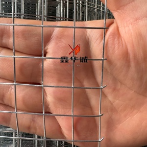 냉간 아연 도금 용접 철망 사각 구멍 녹 방지 조립 간편 맞춤형 와이어 게이지 농장 울타리, 갈판 - Product Image 3