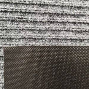 Tapete de Entrada Gris a Rayas, Rectangular, de Polipropileno con Base de PVC Antideslizante, para Uso Doméstico, Estilo Moderno, Tejido, Grosor Medio - Product Image 3