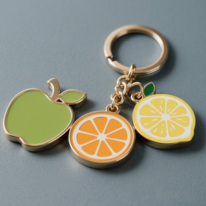 Nhà Sản Xuất Tùy Chỉnh Titan <span class=keywords><strong>Keyring</strong></span> Vòng Chìa Khóa Rất Nhiều Móc Chìa Khóa Tùy Chỉnh Matil Kim Loại Trái Cây Móc Chìa Khóa Cho Ví - Product Image 1