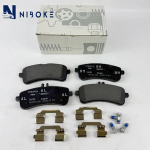 NIboke Plaquette de frein à disque en céramique pour <span class=keywords><strong>Mercedes</strong></span>-Benz C63/S63 <span class=keywords><strong>AMG</strong></span>/<span class=keywords><strong>AMG</strong></span> <span class=keywords><strong>S</strong></span> 2016-Plaquettes de frein avant et arrière A0004203700 - Product Image 4