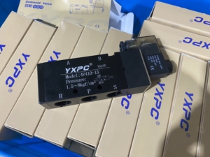Super Quality Metal Piston 4V410-15 Air 5 Way 12V 110V 220V 380V Magnetic Pneumatic Air Control 24v Dc Solenoid Valve 1/2 - Product Image 3