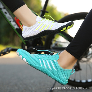 Nouvelles chaussures de course de plage d'extérieur 2025 – Légères, respirantes, couleur unie, antidérapantes et performantes - Product Image 2