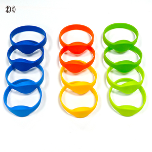 Pulsera de Silicona NFC NTAG 213 con Logotipo Grabado Personalizado, Brazalete <span class=keywords><strong>RFID</strong></span> para Emergencias Médicas - Product Image 6