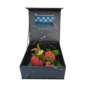 Pantalla Lcd de felicitación Digital personalizada, pantalla de embalaje de papel de madera con flores de regalo, reproductor de vídeo de 7 pulgadas, caja de regalo con pantalla Lcd