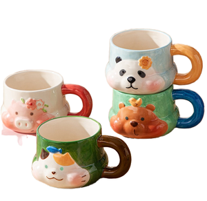 Tazas de Porcelana Pintadas a Mano con Diseño Creativo de Dibujos Animados de la Marca JADE, Patrón de Manzana y Plátano, 201-300 ml, Aptas para Microondas y Lavavajillas, Venta al Por Mayor - Product Image 1