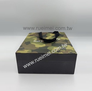 Conception personnalisée de sacs à provisions de luxe Sacs fourre-tout à emporter pour les achats haut de gamme avec une texture supérieure - Product Image 6