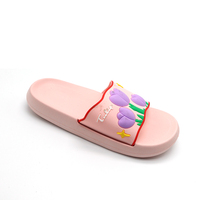 2024 bonne qualité femmes pantoufle sandales avec beau patch en caoutchouc été plat plage chaussures de pluie