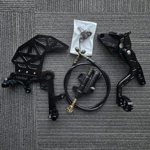 Freno Trasero Ultra Bee <span class=keywords><strong>de</strong></span> Doble Caliper con Montaje Izquierdo, Kit Completo <span class=keywords><strong>de</strong></span> Alto Rendimiento Atornillable <span class=keywords><strong>de</strong></span> Aluminio 7075 con Protector para Surron Talaria - Product Image 3