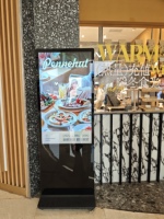 43 inci 49 inci 55 inci 65 inci 75 inci Kios Lantai untuk Iklan Layar Sentuh Digital Signage Digital