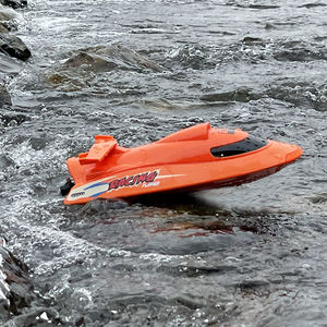 Bateau de course haute vitesse 2,4 GHz de niveau professionnel avec 3 modes de vitesse, réinitialisation automatique et avertissement intelligent pour les compétitions de course sur lac - Product Image 4