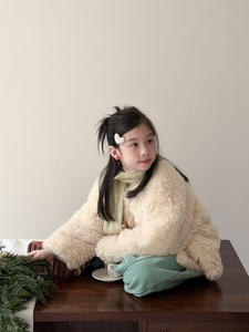 <strong>Children's</strong> 2025 Winter Korean Style Older <strong>Children</strong> Short Horn Button Faux <strong>Fur</strong> One-piece Warm Thickened <strong>Coat</strong> - Product Image 5