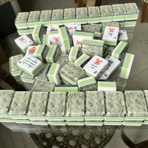 Nuevo en Stock: Mahjong Acrílico Original <span class=keywords><strong>DAEN</strong></span> Estilo Americano, Patrón Jade Thunder de 4 Capas, Película Protectora Antirrayas Hecha a Mano - Product Image 1