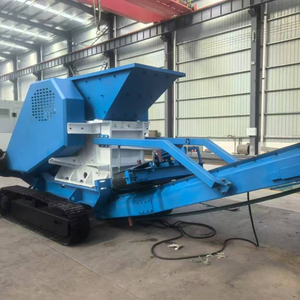Station de concassage mobile de type chenille Broyeur de pierres avec boîte de vitesses et moteur de concasseur à mâchoires et à marteaux pour application d'extraction de minerai - Product Image 6