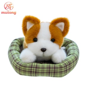 En gros, Mini jouet en peluche pour chien et chat, compagnon <span class=keywords><strong>de</strong></span> bureau, design séparable, avec lit pour animaux en grille, <span class=keywords><strong>d</strong></span>écoration <span class=keywords><strong>de</strong></span> bureau, cadeau pour enfants - Product Image 1