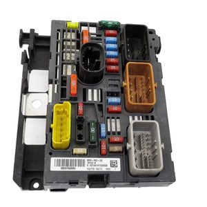 Boîte à fusibles Gestionnaire de <span class=keywords><strong>batterie</strong></span> pour <span class=keywords><strong>Peugeot</strong></span> <span class=keywords><strong>307</strong></span>/408 9809742880 9666700480 9807028780 - Product Image 3
