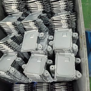 หม้อน้ำอะลูมิเนียมโปรไฟล์ Foshan 6061  แบบอโนไดซ์  สำหรับงานอุตสาหกรรม  ทรงสี่เหลี่ยม - Product Image 3