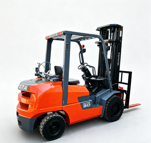 Prix réduit, chariot élévateur à fourche GPL Toyota d'occasion, 3 tonnes, 4,5 mètres, chariot élévateur à fourche au gaz Toyota - Product Image 1