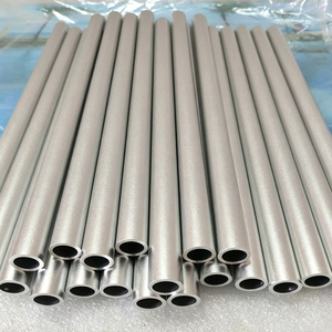 <span class=keywords><strong>Tube</strong></span> rond en <span class=keywords><strong>aluminium</strong></span> brillant 1060, diamètre extérieur 28 mm, épaisseur 2,5 mm, pour usinage de quincaillerie et pièces automobiles, livraison rapide usine - Product Image 1