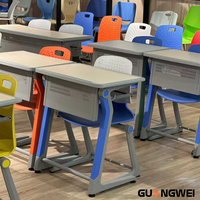Ensemble table et chaise d'étude scolaire moderne, écologique et durable