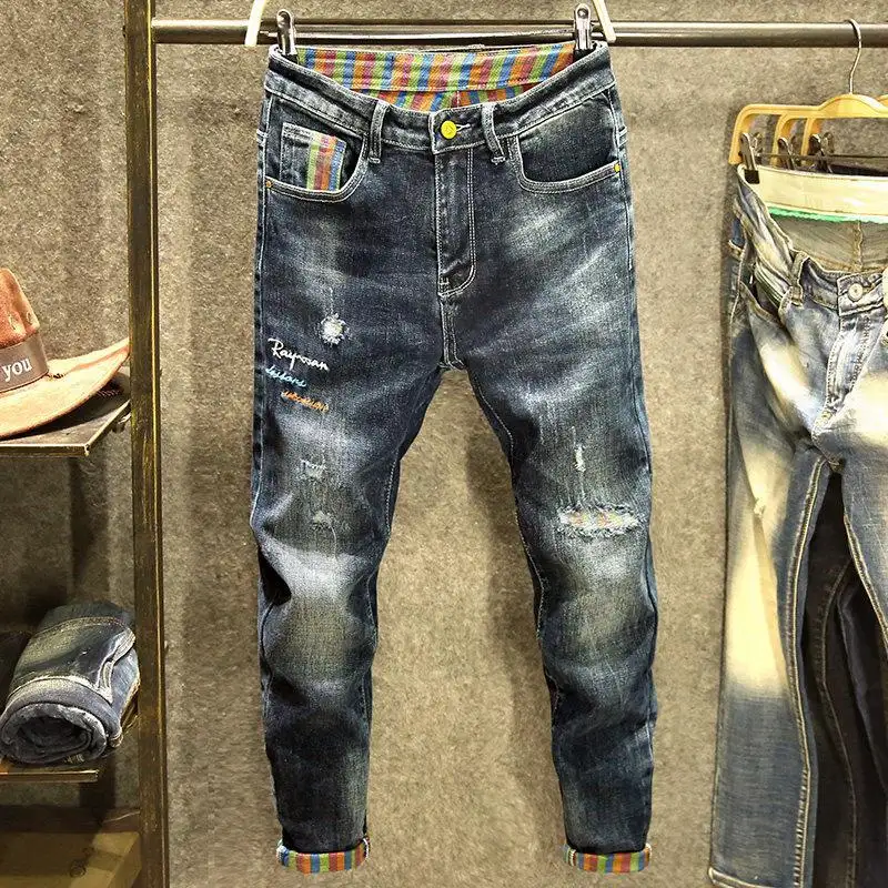 Новинка 2022, рваные джинсы, мужские модные облегающие леггинсы, корейские повседневные брюки с эластичным вырезом, новый стиль